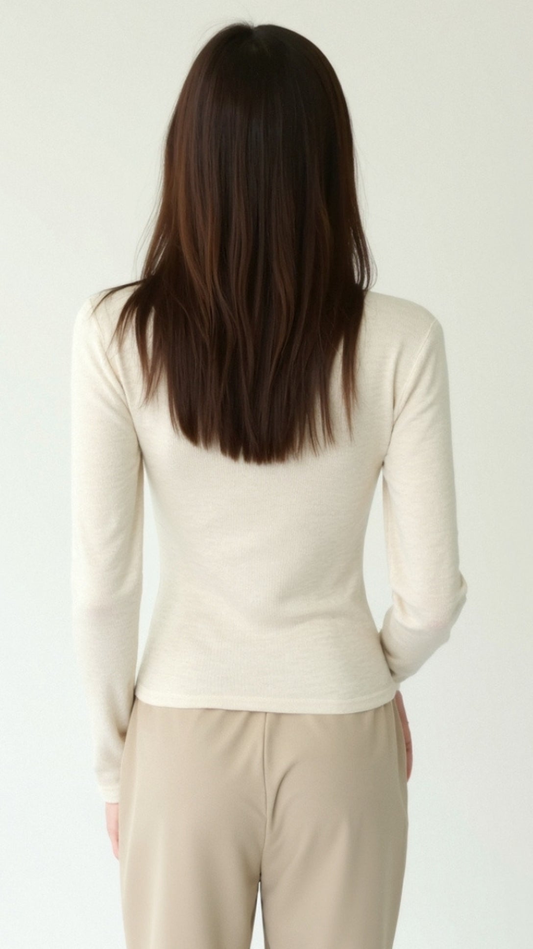 Barbara Chic Cutout Long-Sleeve Knit Top