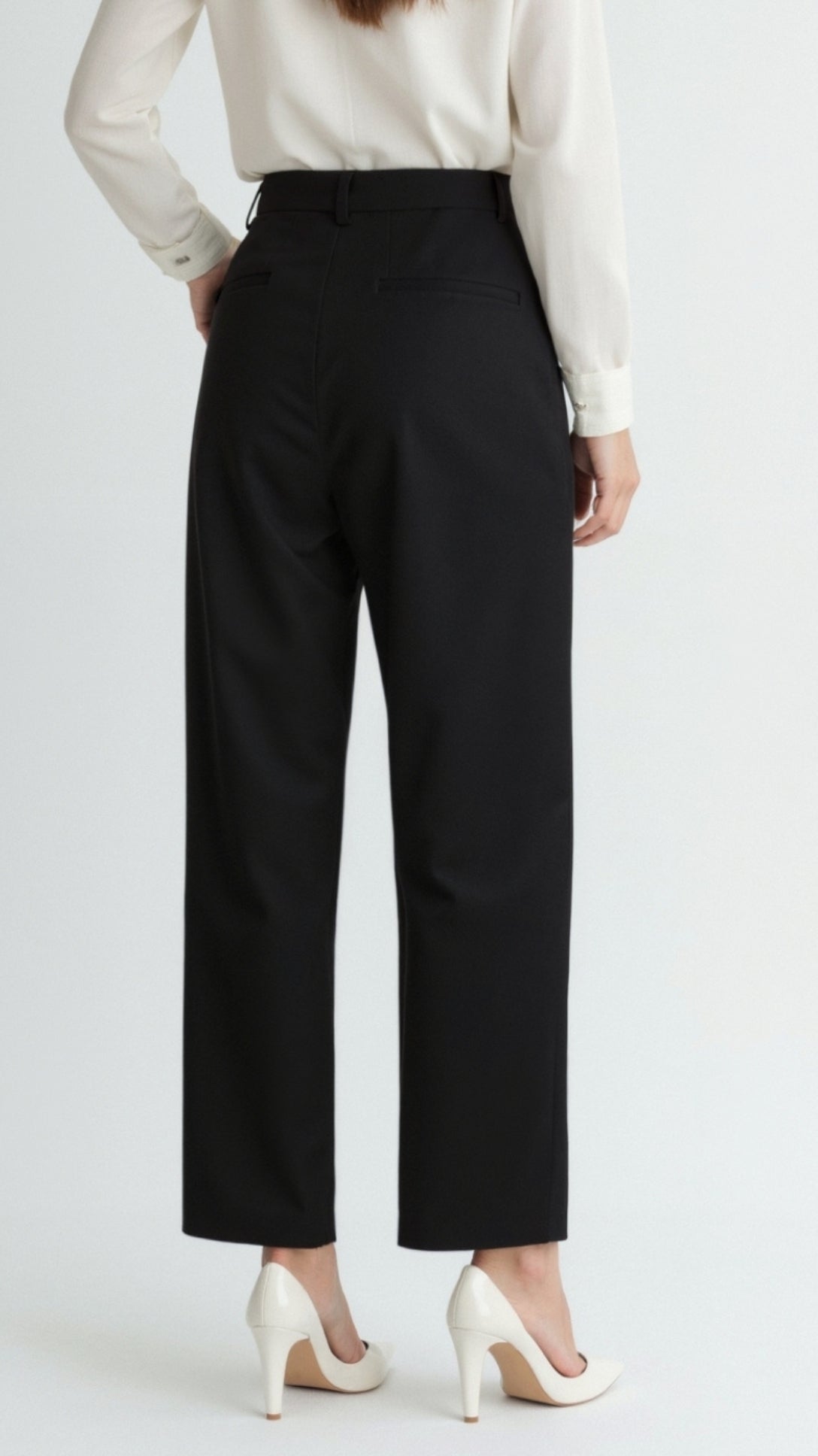 Dorothy Pleated Straight-Cut Trousers